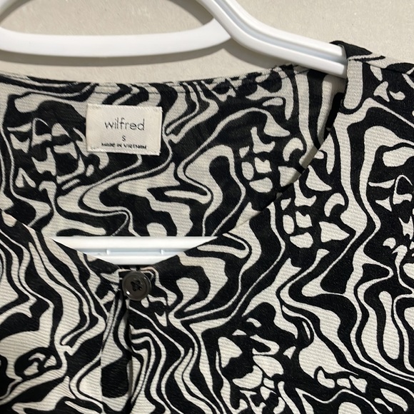 Wilfred button up top - Picture 2 of 4